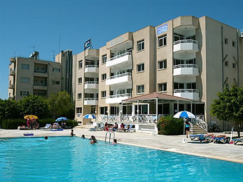 Valana Hotel Apartments Limassol Exterior foto